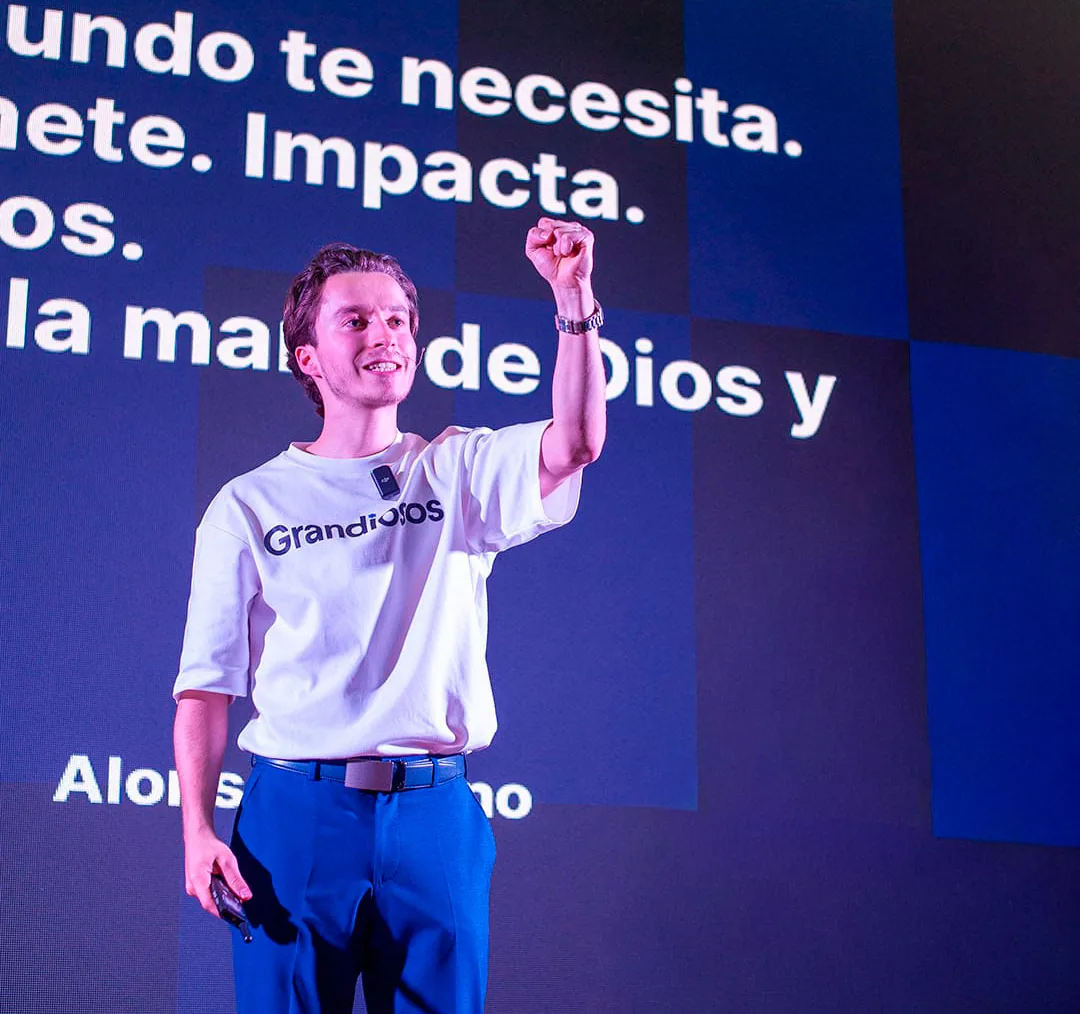 Alonso Lozano en conferencia El Emprendedor de la Familia